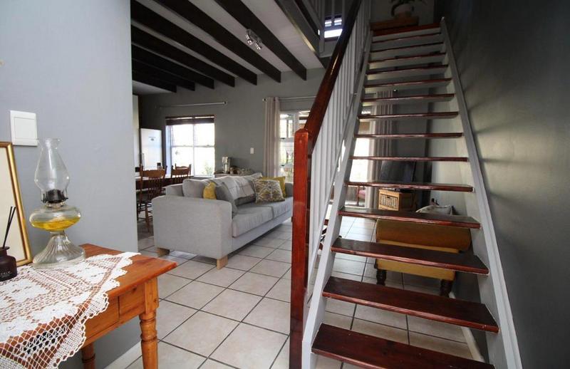 2 Bedroom Property for Sale in Sonstraal Heights Western Cape